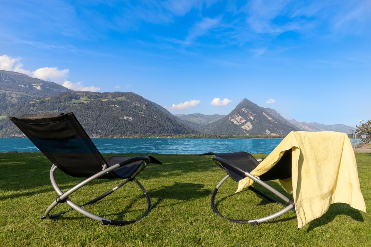Strandhuesli Directly On Lake Thun Darligen Luaran gambar